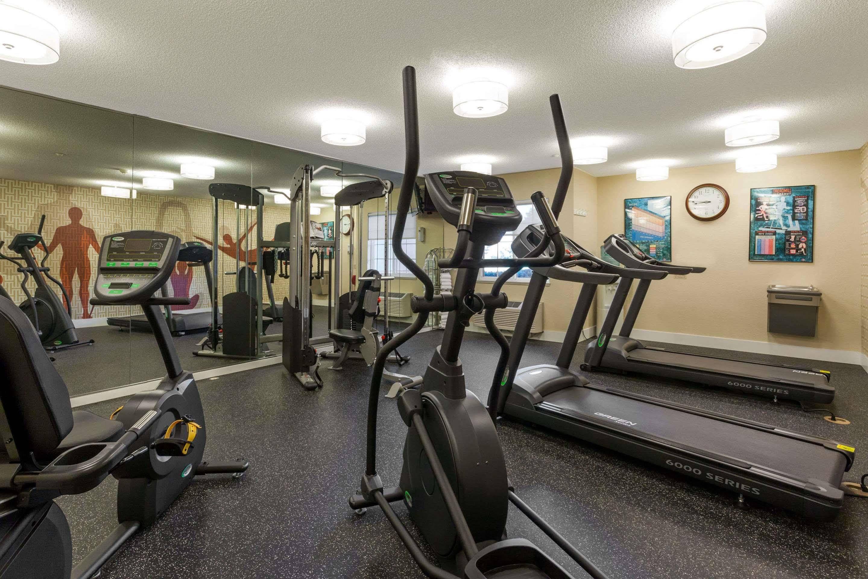 Mainstay Suites Detroit Фармінґтон-Гіллс Екстер'єр фото