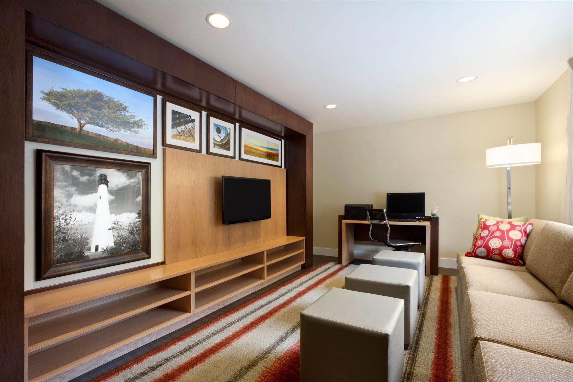 Mainstay Suites Detroit Фармінґтон-Гіллс Екстер'єр фото
