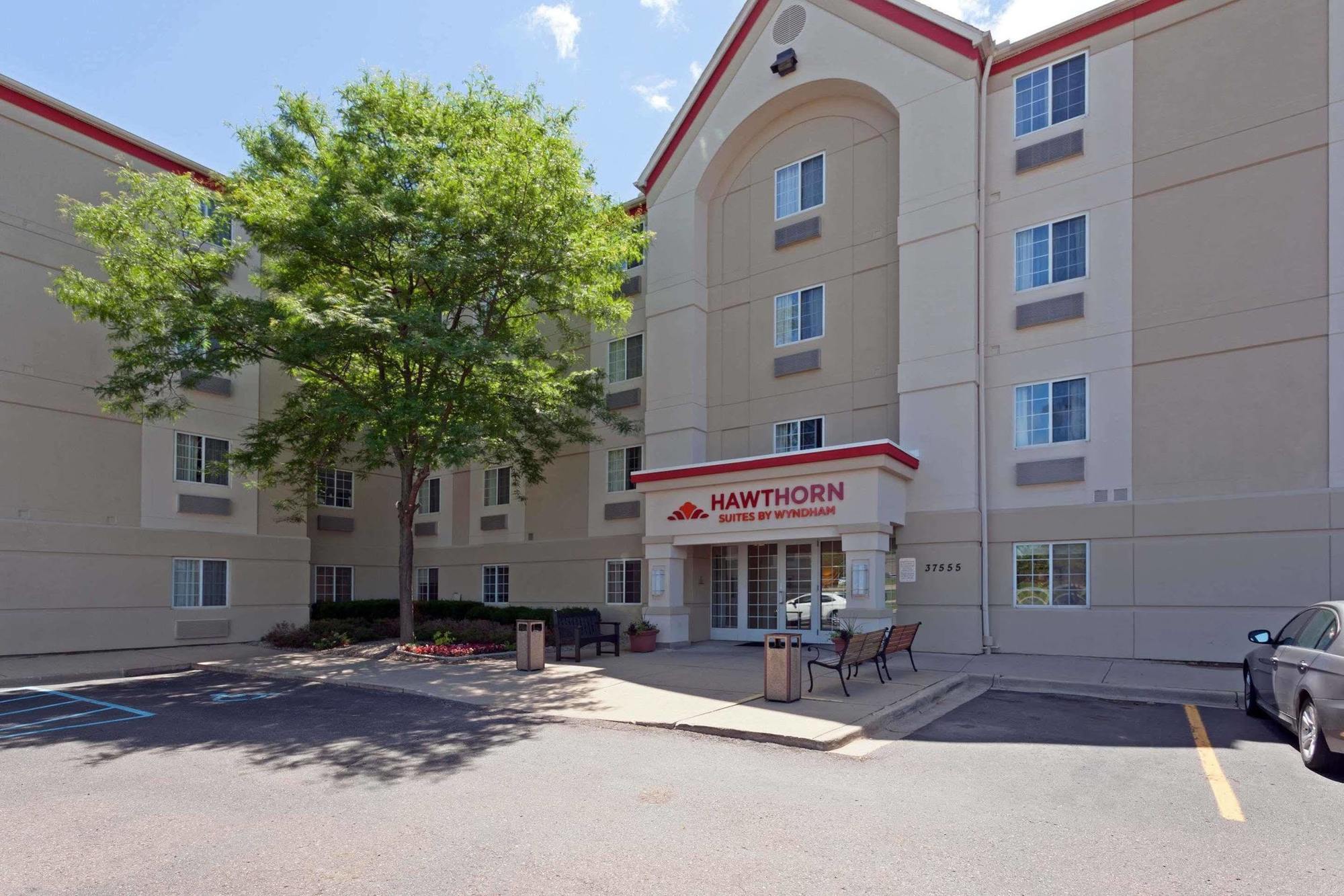 Mainstay Suites Detroit Фармінґтон-Гіллс Екстер'єр фото