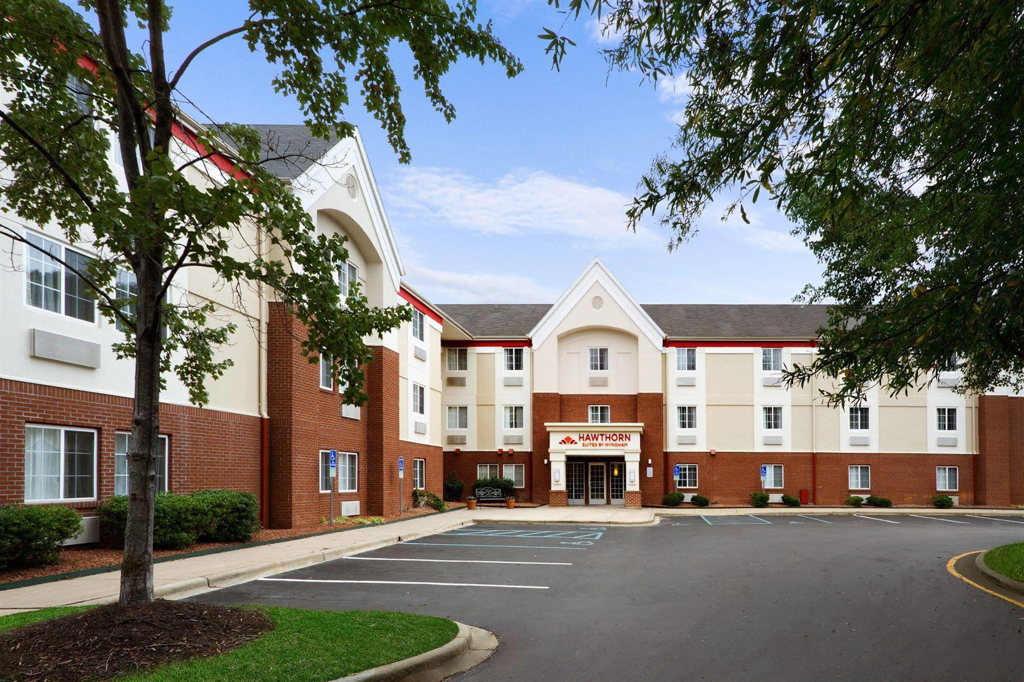 Mainstay Suites Detroit Фармінґтон-Гіллс Екстер'єр фото